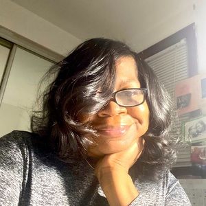 Meet your Posher, Tamela